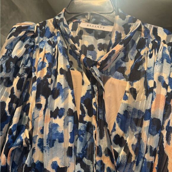 Elliatt Heavenly Creatures Blue Iridescent Long Sleeves Dress - Picture 5 of 11